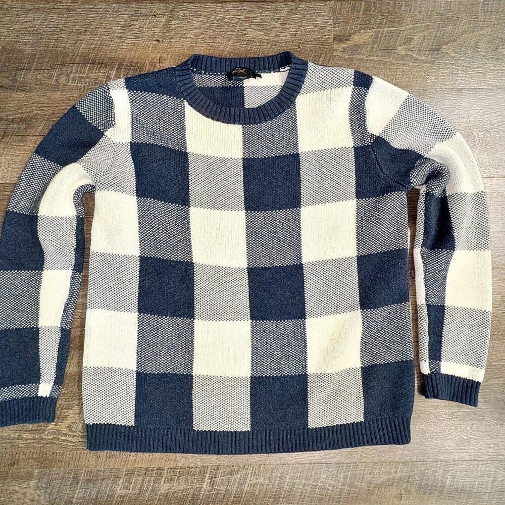 Pendleton navy and cream checkered